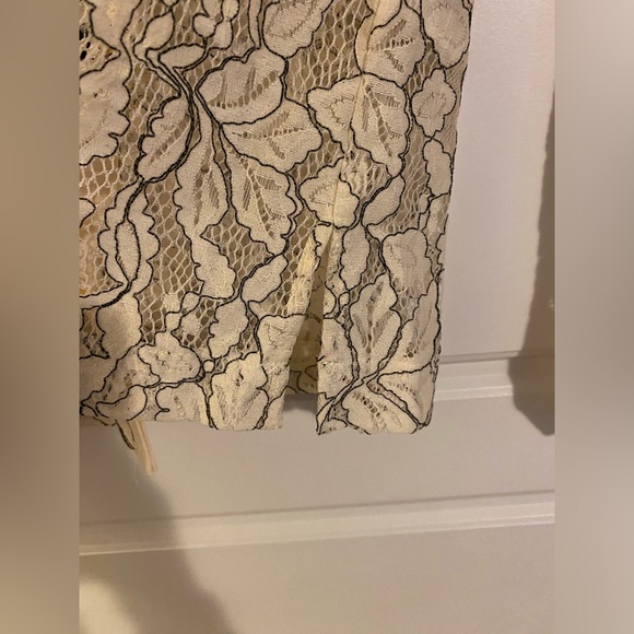 H&M size 4 blouse - Picture 4 of 9